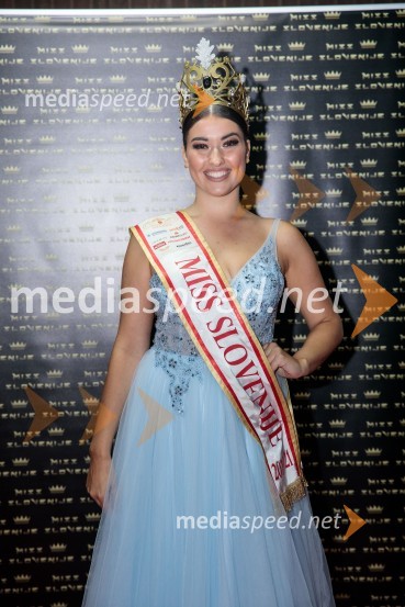  Maja Čolić, Miss Slovenije 2020/21Miss Slovenije 2022 je Ljubljančanka Vida Milivojša