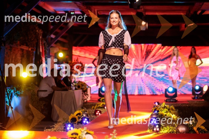  Ana Malavašič, finalistka Miss Slovenije 2022Miss Slovenije 2022 je Ljubljančanka Vida Milivojša