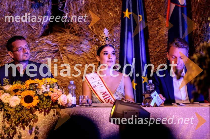dr. Jure Knez, tehnični direktor Dewesoft d.o.o.;  Maja Čolić, Miss Slovenije 2020/21;  David Miško, Skupina Stroka.si, pomočnik direktorja za marketingMiss Slovenije 2022 je Ljubljančanka Vida Milivojša