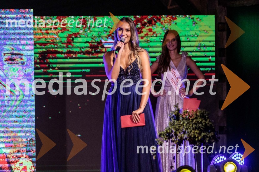  Klara Šmigoc, finalistka Miss Slovenije 2022Miss Slovenije 2022 je Ljubljančanka Vida Milivojša