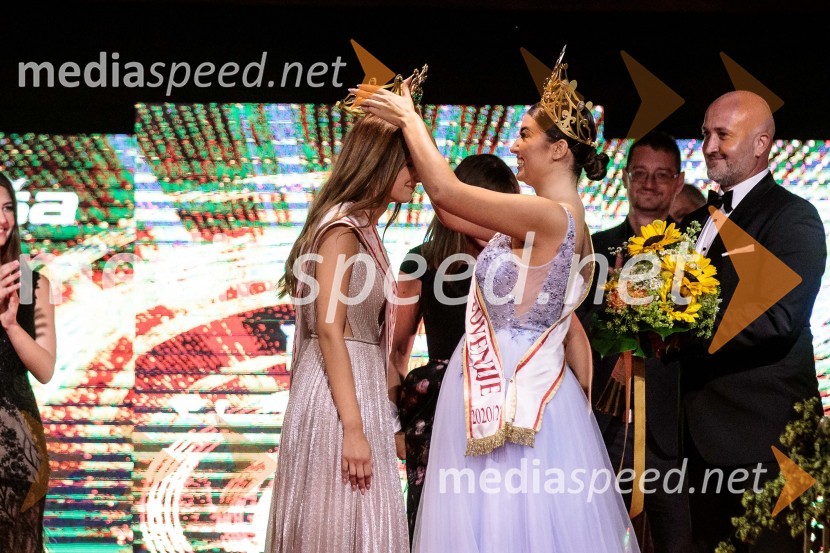  Vida Milvojša, Miss Slovenije 2022;  Maja Čolić, Miss Slovenije 2020/21Miss Slovenije 2022 je Ljubljančanka Vida Milivojša
