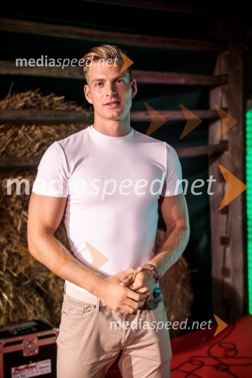   Blaž Kričej Režek, finalist Mister Slovenije 2017Miss Slovenije 2022 je Ljubljančanka Vida Milivojša