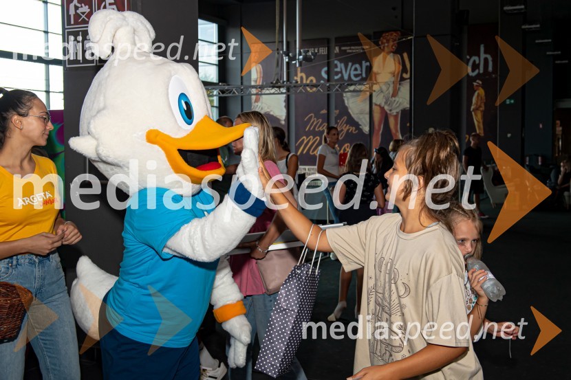 Gajin svet 2 navdušil tudi v Mariboru in Celju