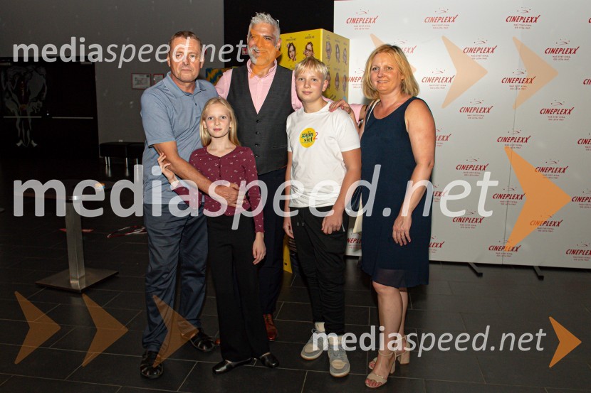  ... ;  ... ;  Sebastian Cavazza, dramski in filmski igralec;  ... ;  ... Gajin svet 2 navdušil tudi v Mariboru in Celju