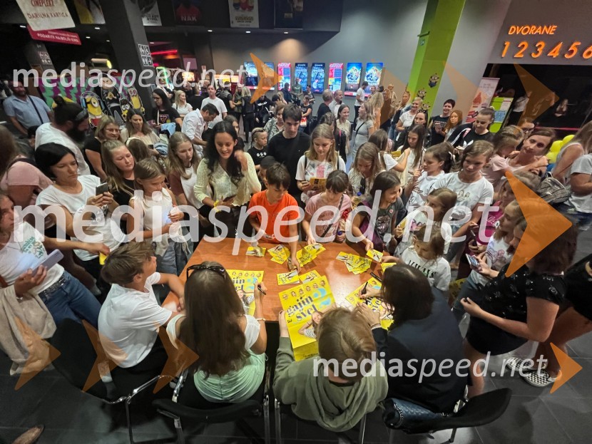 Gajin svet 2 navdušil tudi v Mariboru in Celju