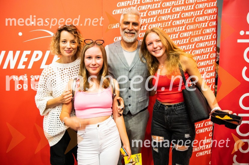  Ajda Smrekar, igralka;  ... ;  Sebastian Cavazza, dramski in filmski igralec;  ... Gajin svet 2 navdušil tudi v Mariboru in Celju