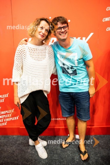  Ajda Smrekar, igralka;  ... Gajin svet 2 navdušil tudi v Mariboru in Celju