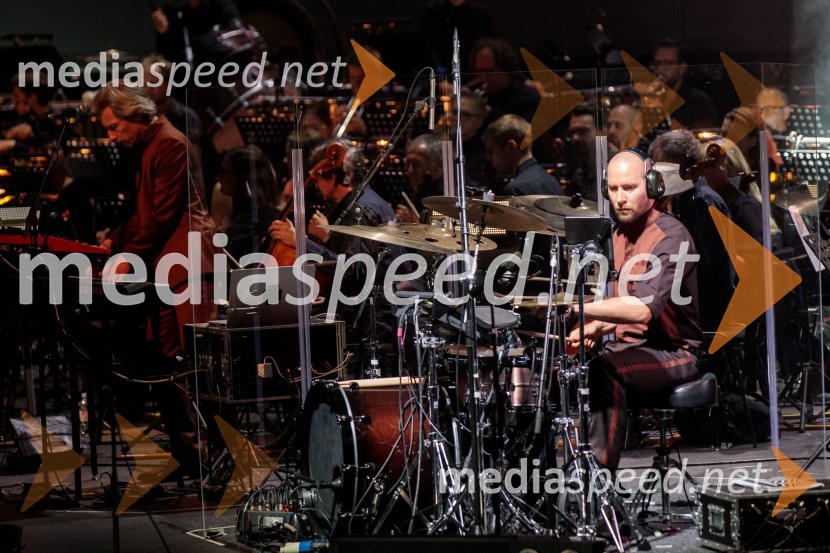 a/political predstavlja: LAIBACH: ألموت, Festival Ljubljana 2022