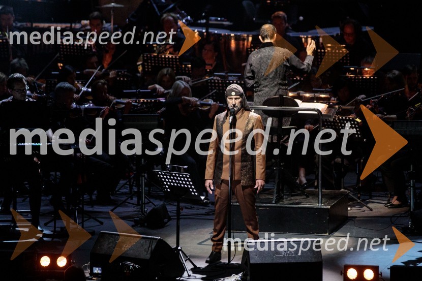  Milan Fras, vokal, skupina Laibacha/political predstavlja: LAIBACH: ألموت, Festival Ljubljana 2022