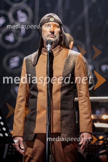  Milan Fras, vokal, skupina Laibacha/political predstavlja: LAIBACH: ألموت, Festival Ljubljana 2022