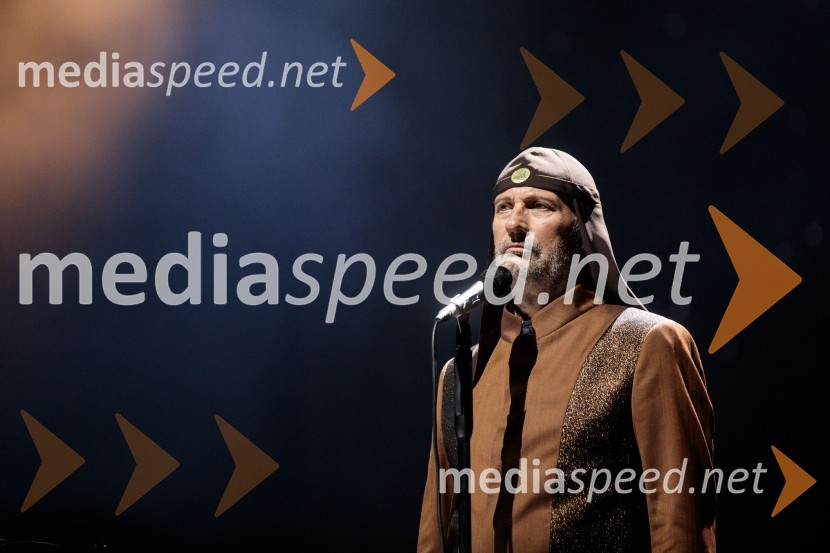  Milan Fras, vokal, skupina Laibacha/political predstavlja: LAIBACH: ألموت, Festival Ljubljana 2022
