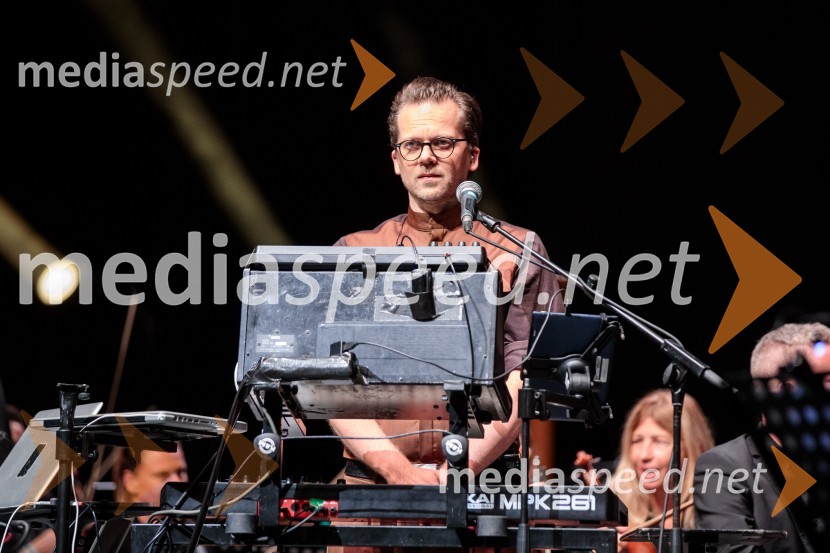 a/political predstavlja: LAIBACH: ألموت, Festival Ljubljana 2022