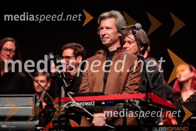 a/political predstavlja: LAIBACH: ألموت, Festival Ljubljana 2022