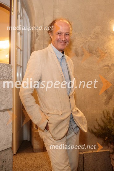 a/political predstavlja: LAIBACH: ألموت, Festival Ljubljana 2022