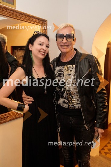  Maruša Šinkovič, PR Festival Ljubljana;   Igor  Jelen-Iggy, koreograf, lastnik plesnega centra Igena/political predstavlja: LAIBACH: ألموت, Festival Ljubljana 2022