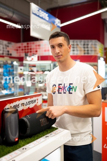  Filip Rakita, rokometašBig Bangovi dnevi zabavne elektronike v Cityentru Celje in obisk RK Celje