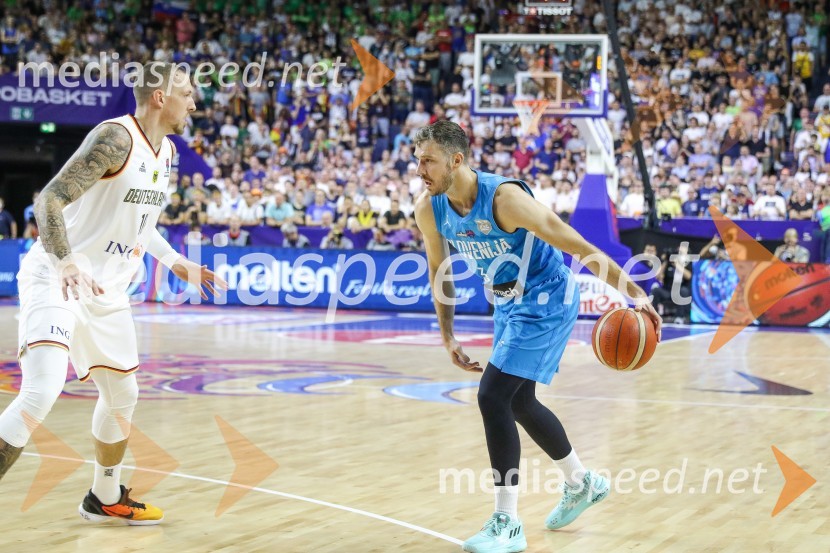  ... ;  Goran Dragić, košarkarEvropsko prvenstvo v košarki 2022, Slovenija - Nemčija