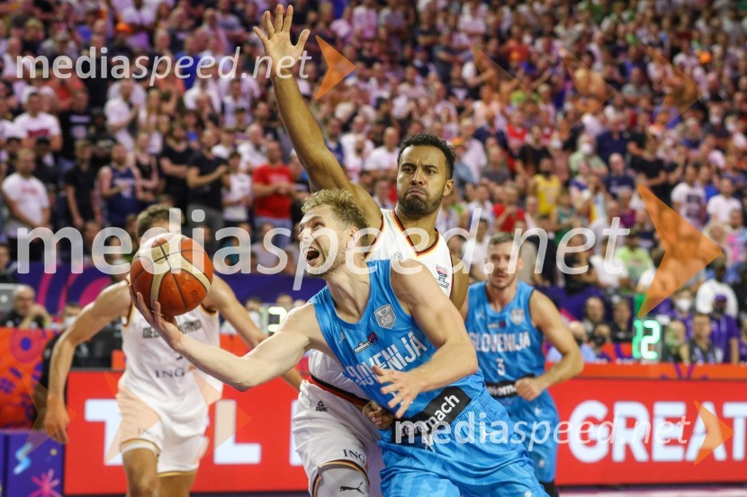  Jaka Blažič, košarkar;  ... Evropsko prvenstvo v košarki 2022, Slovenija - Nemčija