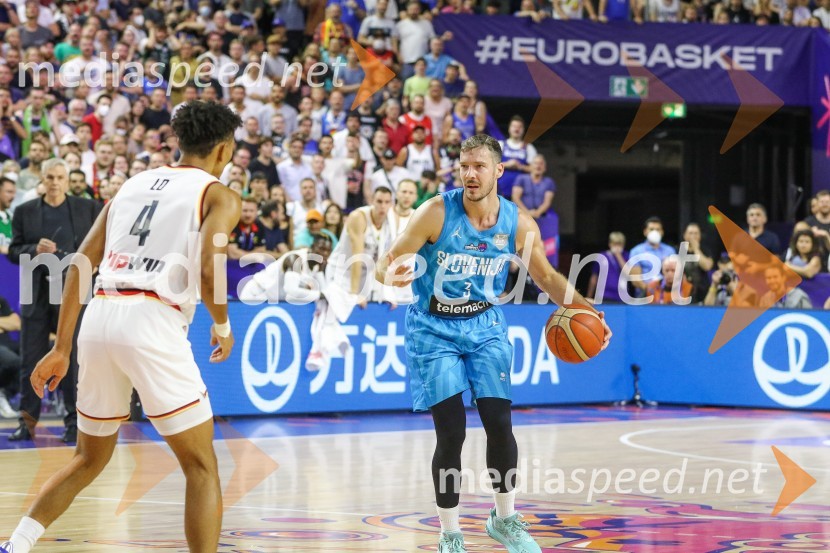  ... ;  Goran Dragić, košarkarEvropsko prvenstvo v košarki 2022, Slovenija - Nemčija