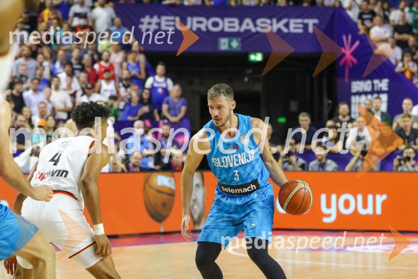  ... ;  Goran Dragić, košarkarEvropsko prvenstvo v košarki 2022, Slovenija - Nemčija
