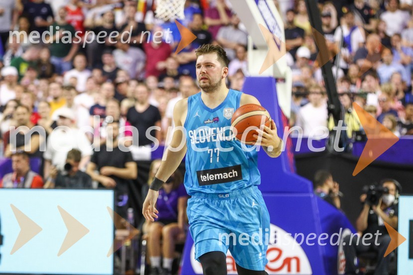 Luka  Dončić, košarkarEvropsko prvenstvo v košarki 2022, Slovenija - Nemčija