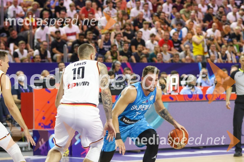  ... ;  Luka  Dončić, košarkarEvropsko prvenstvo v košarki 2022, Slovenija - Nemčija