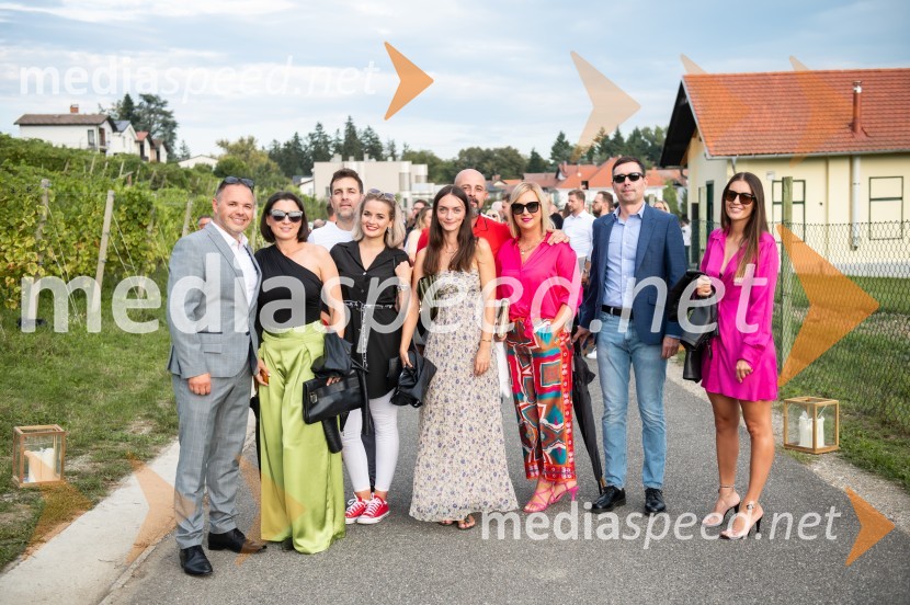  Jure Struc, direktor, Zavod za turizem Maribor;  ... ;  ... ;  ... ;  ... ;  ... ;  ... ;  ... ;  ... Žametna večerja tokrat prvič v Mariboru