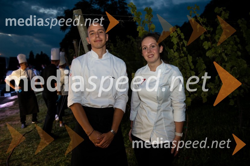  ... ;  Nives KovačičŽametna večerja tokrat prvič v Mariboru