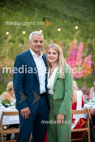  Aleksander Saša Arsenovič, župan, Mestna občina Maribor;  Katja Arsenovič, direktorica Rožmarin Hospitality GroupŽametna večerja tokrat prvič v Mariboru