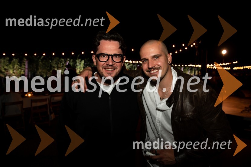  Boštjan Klun, televizijski voditelj;  Tim Kores - Kori, glasbenikŽametna večerja tokrat prvič v Mariboru