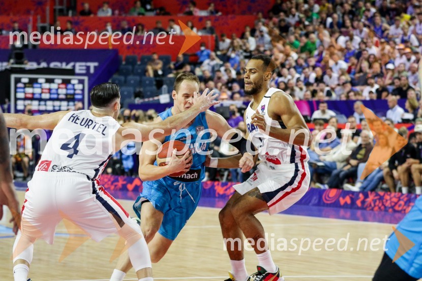  ... ;  Klemen Prepelič, košarkar;  ... Slovenija na po epski predstavi Dončića zasenčila Francoze