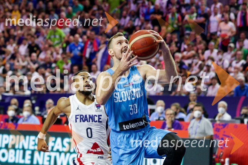  ... ;  Zoran Dragić, košarkarSlovenija na po epski predstavi Dončića zasenčila Francoze