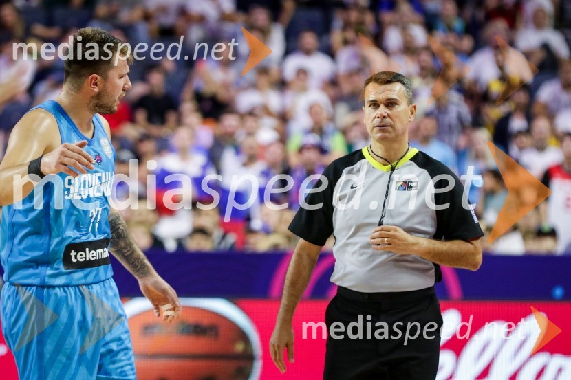  Luka  Dončić, košarkar;  ... Slovenija na po epski predstavi Dončića zasenčila Francoze