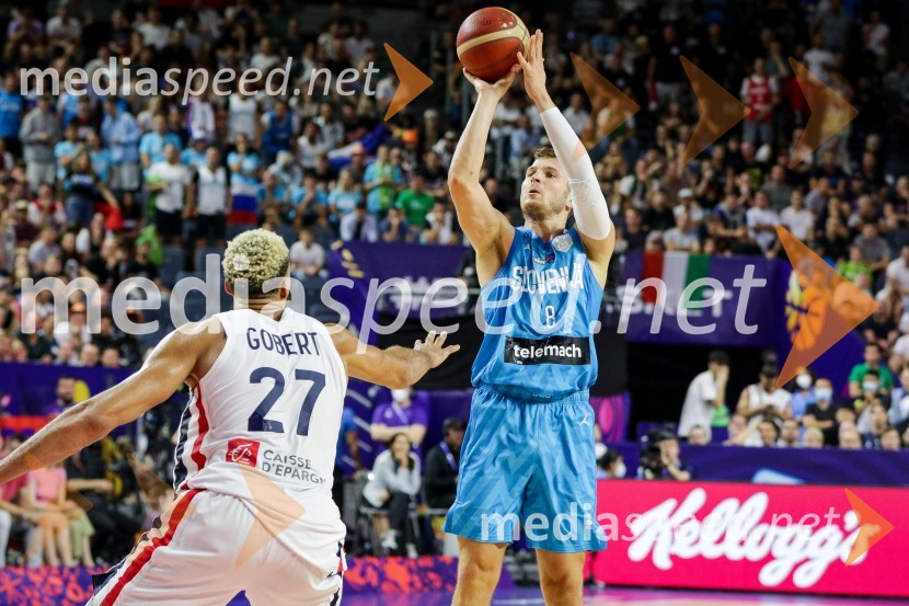  ... ;  Edo Murić, košarkarSlovenija na po epski predstavi Dončića zasenčila Francoze