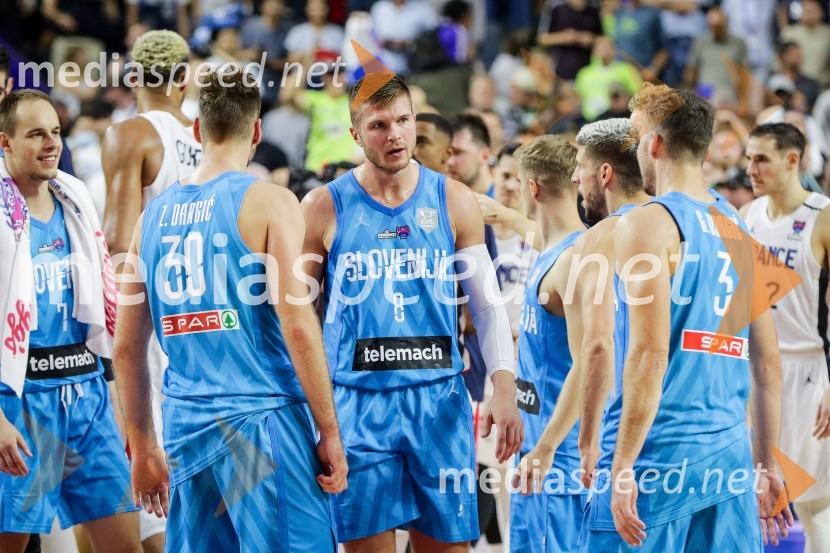  Klemen Prepelič, košarkar;  Zoran Dragić, košarkar;  Edo Murić, košarkar;  Luka Rupnik, košarkar;  Aleksej  Nikolić, košarkar;  Goran Dragić, košarkarSlovenija na po epski predstavi Dončića zasenčila Francoze