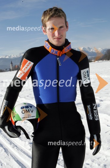 Jakub Janda, češki smučarski skakalecJakub Janda, smučarski skakalec na treningu v Lescah