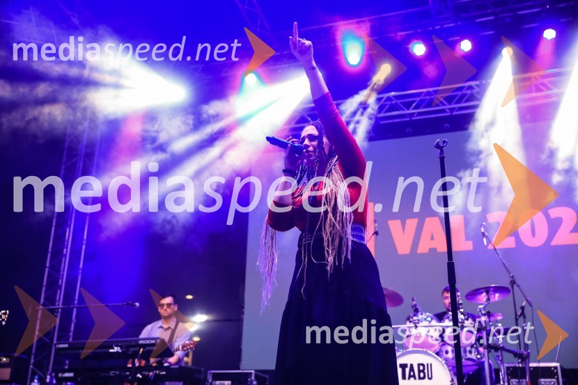  Eva Beus, pevka, skupina TabuSlovenija prvič v zgodovini v polfinalu svetovnega prvenstva v odbojki