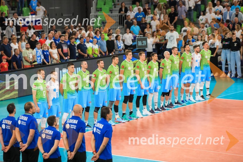  Tine  Urnaut, kapetan slovenske odbojkarske reprezentance;  Jani Kovačič, odbojkar;  Klemen Čebulj, odbojkar;  Alen  Pajenk  , odbojkar;  Danijel Koncilja, odbojkar;  Jan  Kozamernik, odbojkar;  Sašo  Štalekar, odbojkar;  Rok  Možič, slovenski odbojkarski reprezentant ;  Gregor  Ropret, odbojkar;  Žiga  Štern, odbojkar;  Tonček  Štern, odbojkar;  Mitja Gasparini   , odbojkar;  Jan  Klobučar, odbojkar;  Dejan  Vinčić, odbojkarSlovenija prvič v zgodovini v polfinalu svetovnega prvenstva v odbojki