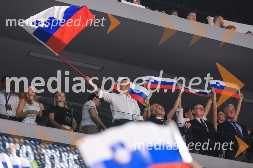  Borut Pahor, predsednik Republike SlovenijeSlovenija prvič v zgodovini v polfinalu svetovnega prvenstva v odbojki