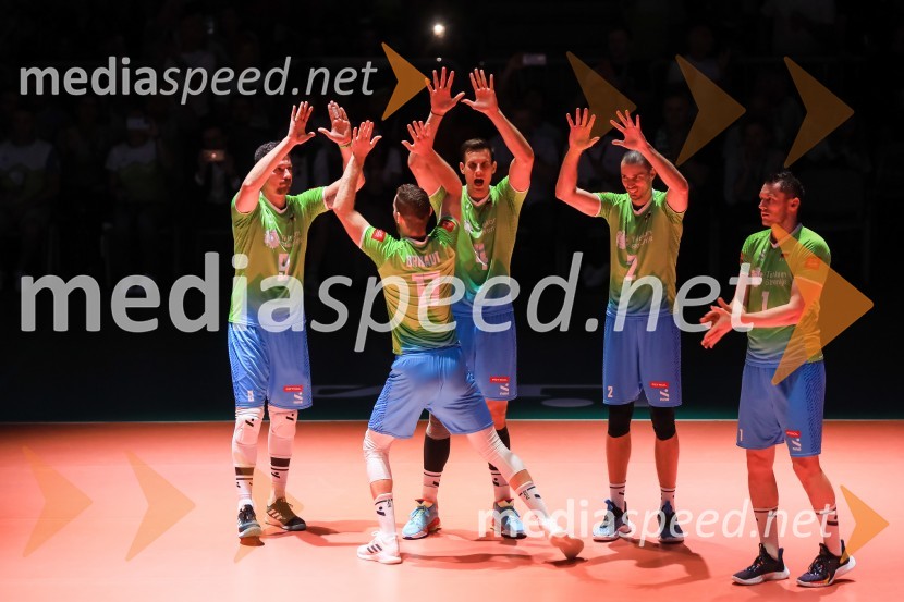  Dejan  Vinčić, odbojkar;  Tine  Urnaut, kapetan slovenske odbojkarske reprezentance;  Jan  Kozamernik, odbojkar;  Alen  Pajenk  , odbojkar;  Tonček  Štern, odbojkarSlovenija prvič v zgodovini v polfinalu svetovnega prvenstva v odbojki