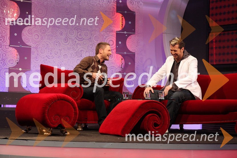 Sebastian, pevec in tv voditelj, in Werner Brozovič, pevecRdeča preproga s Sebastianom, snemanje oddaje na RTS