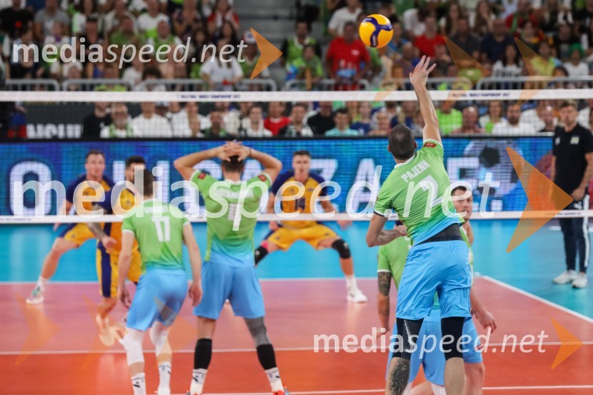  Alen  Pajenk  , odbojkarSlovenija prvič v zgodovini v polfinalu svetovnega prvenstva v odbojki