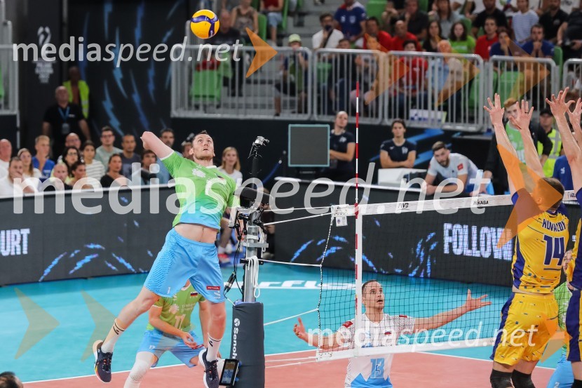  Tonček  Štern, odbojkarSlovenija prvič v zgodovini v polfinalu svetovnega prvenstva v odbojki