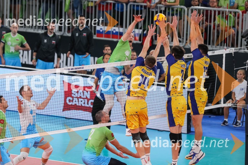  Alen  Pajenk  , odbojkar;  Tine  Urnaut, kapetan slovenske odbojkarske reprezentance;  ... ;  ... ;  ... Slovenija prvič v zgodovini v polfinalu svetovnega prvenstva v odbojki