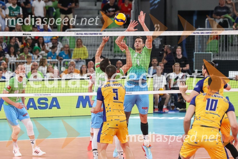  Tine  Urnaut, kapetan slovenske odbojkarske reprezentance;  Gregor  Ropret, odbojkar;  Jan  Kozamernik, odbojkar;  ... ;  ... ;  ... Slovenija prvič v zgodovini v polfinalu svetovnega prvenstva v odbojki