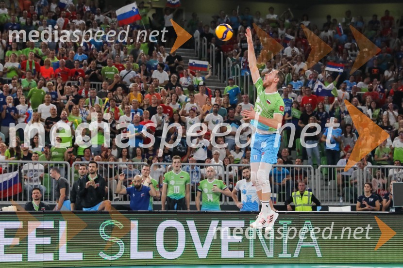  Tine  Urnaut, kapetan slovenske odbojkarske reprezentanceSlovenija prvič v zgodovini v polfinalu svetovnega prvenstva v odbojki