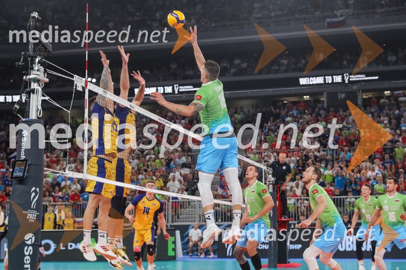  Klemen Čebulj, odbojkarSlovenija prvič v zgodovini v polfinalu svetovnega prvenstva v odbojki