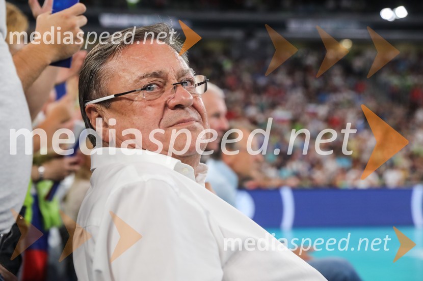  Zoran Janković, župan, Mestna občina LjubljanaSlovenija prvič v zgodovini v polfinalu svetovnega prvenstva v odbojki