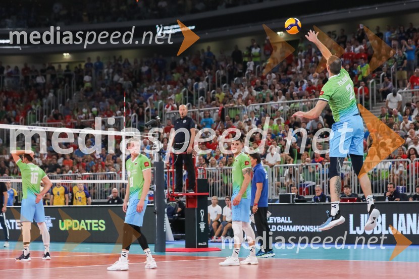  Alen  Pajenk  , odbojkarSlovenija prvič v zgodovini v polfinalu svetovnega prvenstva v odbojki