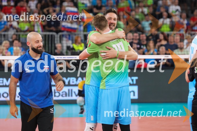  ... ;  Dejan  Vinčić, odbojkar;  Rok  Možič, slovenski odbojkarski reprezentant Slovenija prvič v zgodovini v polfinalu svetovnega prvenstva v odbojki